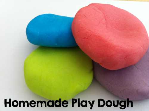 Homemade Play Dough Recipe – So Easy!