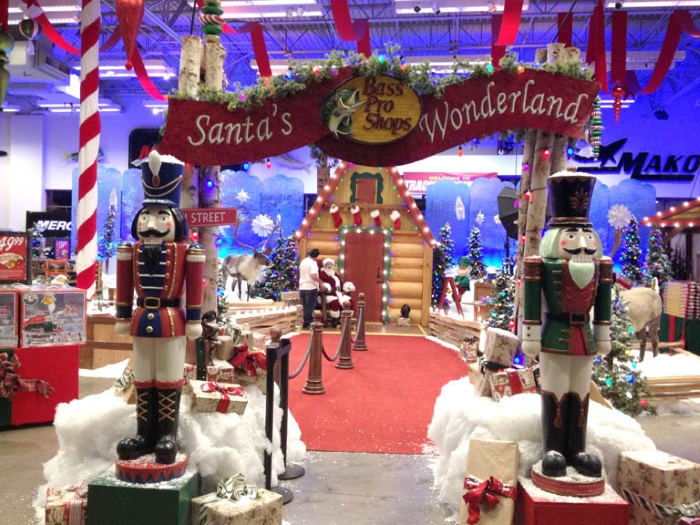 Free Fun at Santa’s Wonderland