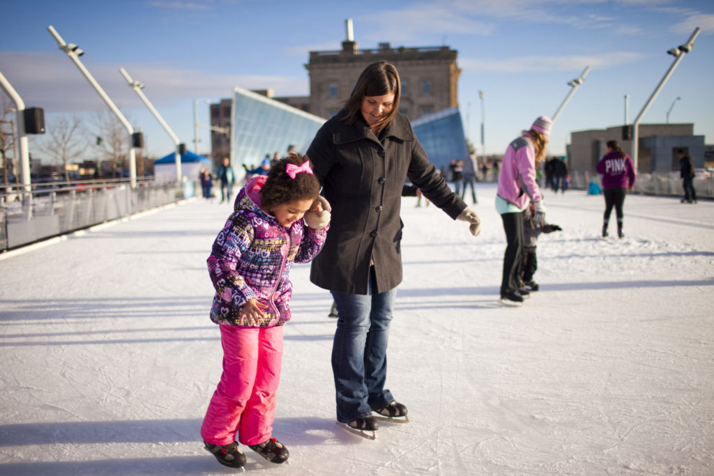 Winter, Des Moines, Iowa, ice skating, Brenton Skating Plaza, downtown Des Moines