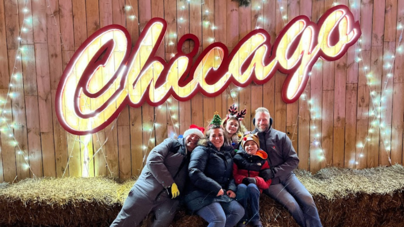 Chicago, Illinois, Family fun chicago, winter in Chicago, Chicago things to do, chicago attractions, midwest travel, family road trip, Christmas in Chicago