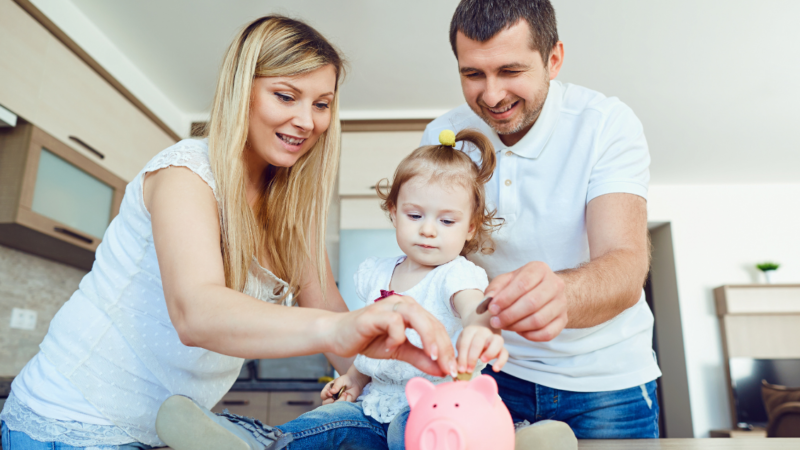 5 Habits to Teach Your Kids About Money