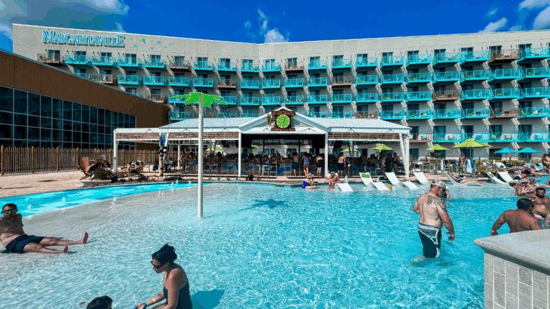 Margaritaville Kansas City, Kansas City, Kansas, Moms getaway, travel, road trip