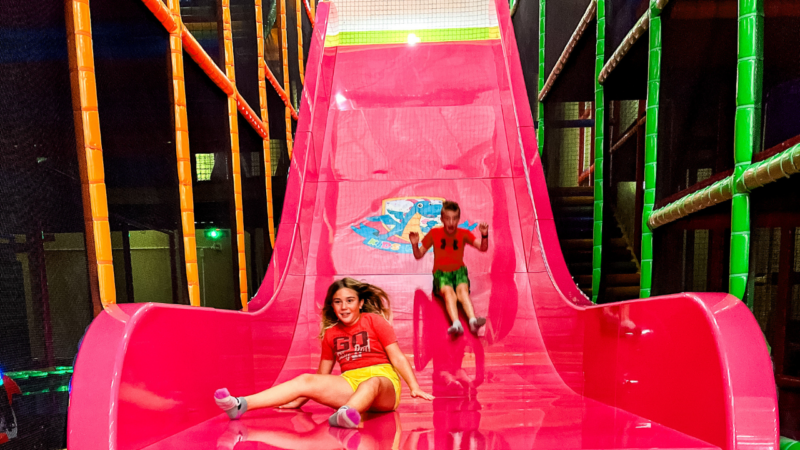 indoor play, indoor playgrounds